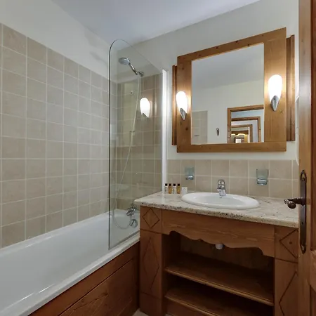 アパート **appartement 2 Chambres, 5* Aux Arcs 1950, Piscines, Jacuzzi, Pied Des Pistes** - Fr-1-686-22 *